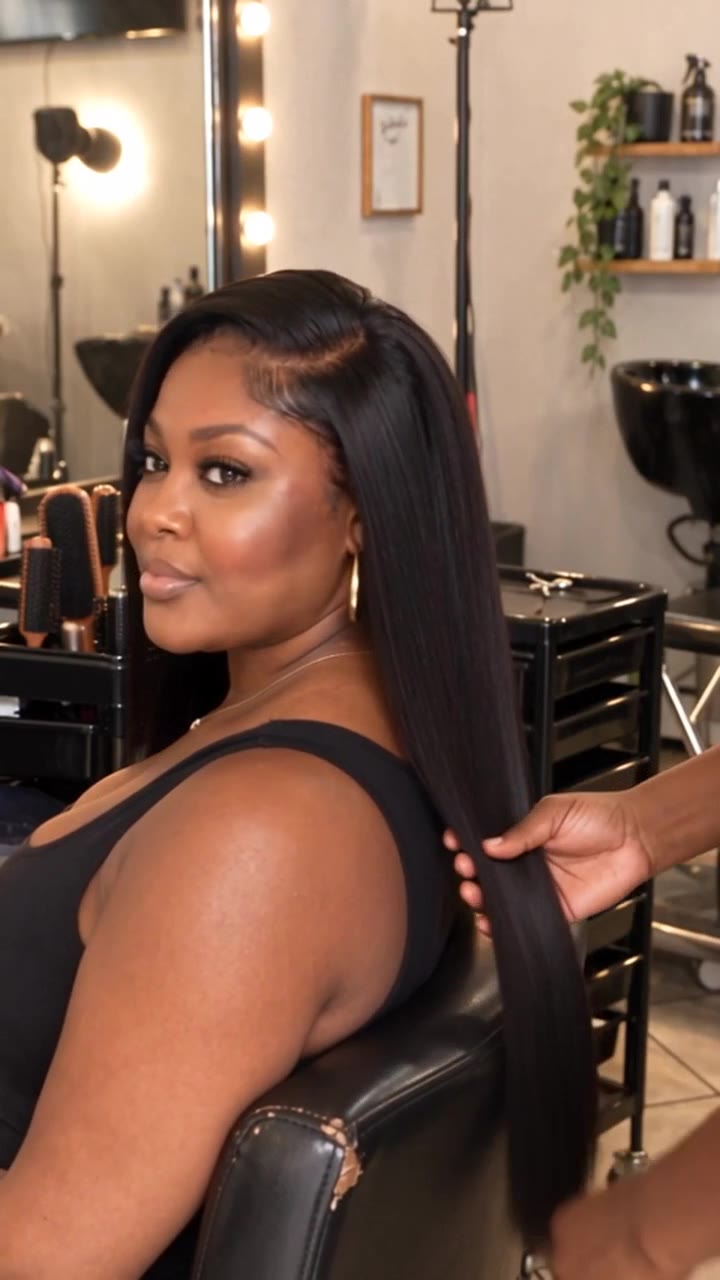 ▶ Silky straight lace wig, salon install